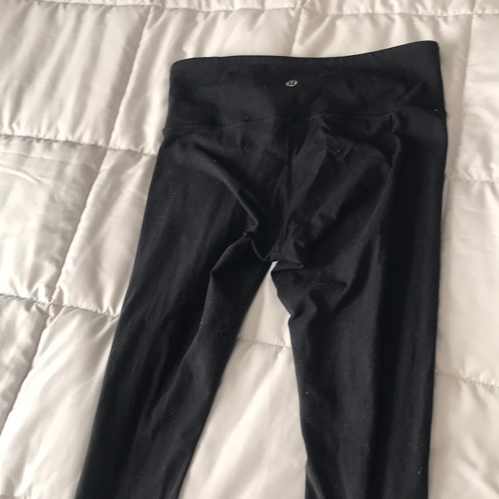 Lululemon leggings size 6